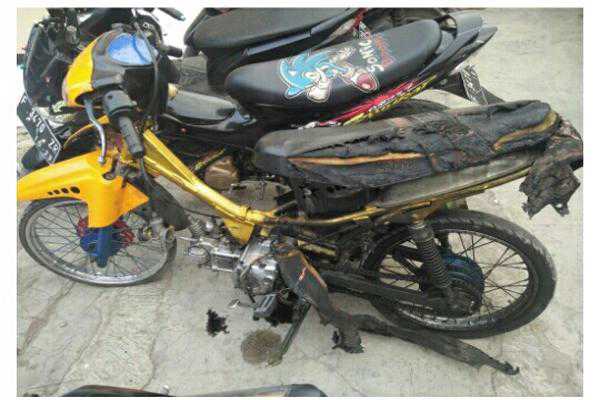 Motor Yang Dibakar Pemiliknya