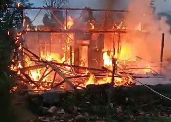 Si Jago Merah Bumihanguskan Rumah Main