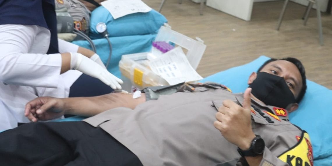 Jelang Hari Bhayangkara ke -74 Polres Purwakarta Gelar Donor Darah