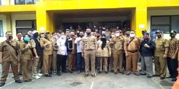 Screenshoot video yang viral dan membuat gaduh para insan media.