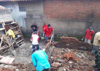 Diprakarsai PDI Perjuangan, Rumah Janda Tua Kondangrege Dibangun Secara Gotong Royong