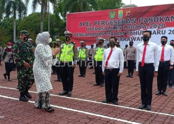 Pemkab Karawang Gelar Apel Pergeseran Pasukan Operasi Lilin Lodaya dan Pengamanan Malam Pergantian Tahun