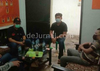 Panwascam Cilaku, Cianjur saat dikonfirmasi terkait adanya foto diduga anggota KPPS yang berfose dengan acung jari tiga menjelang pencoblosan.