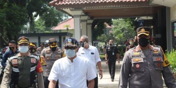Kapolres Garut Bersama Forkopimda Laksanakan Apel PPKM