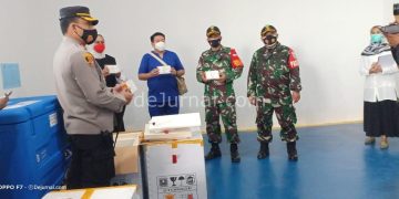 19.610 pcs Vaksin Sinovac Tiba di Gudang Dinas Kesehatan Kabupaten Karawang
