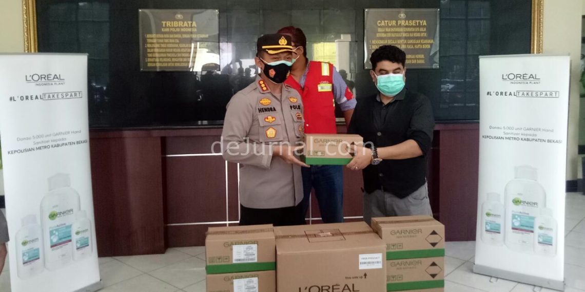 L’Oreal Indonesia Donasi Hand Sanitizer Pada Polres Metro Bekasi