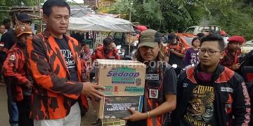 PAC PP Cikarang Utara Beri Bantuan Logistik Korban Banjir