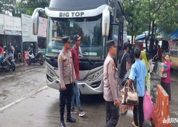 Demo Kelancaran Arus Lalu Lintas, Polri Lakukan Pengaturan Lalu Lintas di Terminal