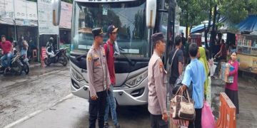 Demo Kelancaran Arus Lalu Lintas, Polri Lakukan Pengaturan Lalu Lintas di Terminal