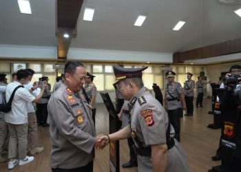 Kapolda Jabar Pimpin Serah Terima Jabatan di Lingkungan Polda Jabar