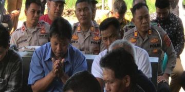 Serap Aspirasi Masyarakat, Polisi  Kembali Gelar Jumat Curhat di Desa Tenjolayar