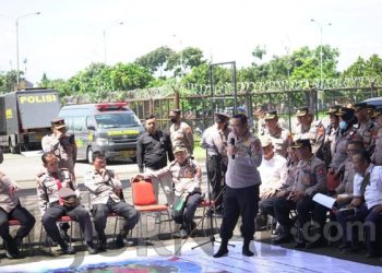 Jelang Pertandingan Sepak Bola Persib Vs Persija, Polda Jabar dan Polrestabes Bandung Laksanakan TFG (Tactical Floor Game)