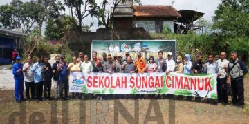 Kesbangpol Garut Dan Ketua Sekolah Cimanuk Gelar Peringatan Hari Gerakan Satu Juta Pohon Sedunia