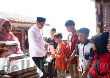 Dihadiri Wakil Bupati Garut, Dies Natalis FPPG Santuni Anak Yatim