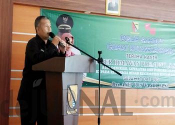 Camat Kutawaringin Asep Ruswandi. (Sopandi/ dejurnal.com).