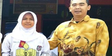 Queenthadira Afifah Gismi Putri dan ayahandanya, Yogi Kristian. (SOPANDI/dejurnal.com.com).