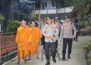 Pastikan Tahun Baru Imlek Aman, Polisi Melaksanakan Peninjauan Ke Vihara