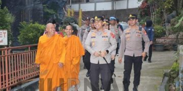 Pastikan Tahun Baru Imlek Aman, Polisi  Melaksanakan Peninjauan Ke Vihara