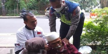 Upaya Polisi Penolong, Patut Diacungi Jempol