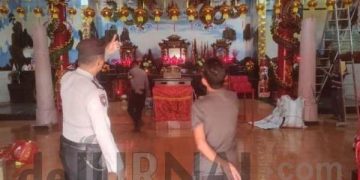 Berikan Rasa Aman, Polisi Patroli Ke Klenteng Hok Tek Bio Ciamis