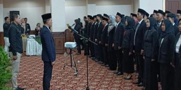 KPU Jabar Hadiri Pelantikan 130 PPK Lingkup KPU Kabupaten Sumedang