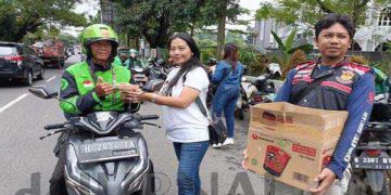 Jumat Berkah Bersama DPC Ojol Saga dan DPC Sahabat Ganjar Kota Semarang