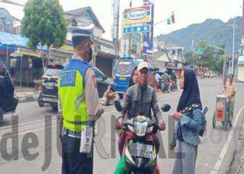 Ops Keselamatan Lodaya 2023 : Polisi Tegur Ratusan Pelanggar Lalulintas, Pengendara Sepeda Motor Mendominasi