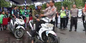 Polisi Edukasi Para Driver Ojol Berlalu lintas