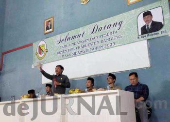 Legislator Fraksi PKB awali Reses DPRD di Desa Cigondewah Hilir Kecamatan Margaasih. (Sopandi/dejurnal. com).