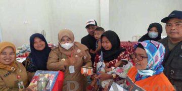Dukung Penanganan Stunting, Rumah Zakat Serahkan Bantuan