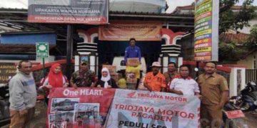 Dealer Tridjaya Motor Pagaden Bantu Warga Terdampak Banjir