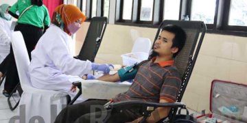 HUT ke-13 Komunitas Reader Gelar KhItanan Massal dan Donor Darah di Sentra Wyata Guna