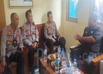 Jumat Curhat, Kapolres Sumedang Sambangi Warga Desa Mekar Rahayu