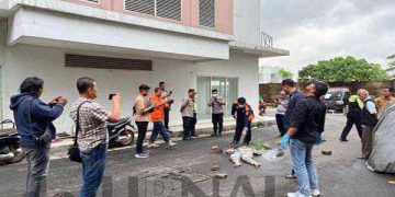 Seorang Wanita Muda Tewas, Diduga Loncat dari Lantai 23 Apartemen Sentraland Karawang
