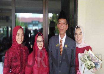 Drs. Ipung Purwana, MM Disumpah Jadi Anggota PAW DPRD Ciamis