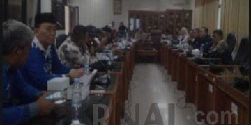 Jalan Cilamaya Cikalong Butuh Perbaikan Gema Cikamaya Ngadu Ke DPRD Karawang