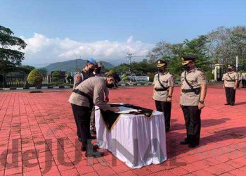 Kapolres Sumedang Pimpin Sertijab Tiga Pejabat Utama Dan Lima Kapolsek Polres Sumedang