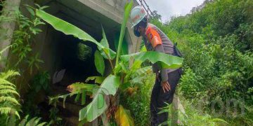 Pengecekan Saluran Lahar Dingin Gunung Merapi Tangkuban Perahu Oleh Sat Brimob Polda Jabar