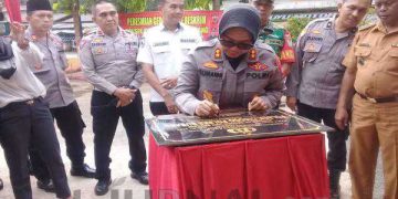Kapolres Subang Resmikan Gedung Reskrim Polsek Cibogo Hasil Pembangunan Kapolsek Bersama Masyarakat