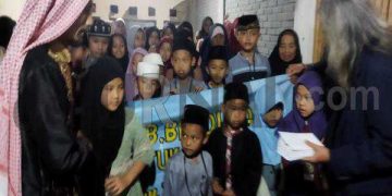 PWI Kabupaten Bandung Santuni 150 Anak Yatim  Piatu di Pesantren Hidayatul Hikmah