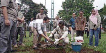 Revitalisasi Alun-Alun Subang Dimulai, Wabup Agus Maskur Lakukan Peletakan Batu Pertama