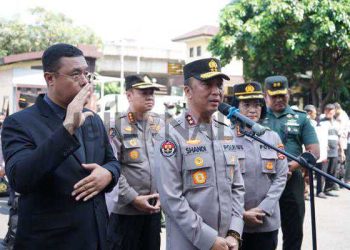 Wujud Kepedulian Kapolri ke Masyarakat, 2 Ribu Bansos Disebar ke Warga Jakarta Utara