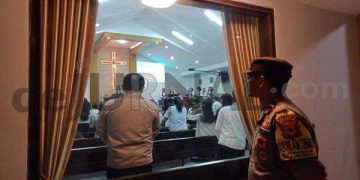 Ratusan Personil Polisi Dikerahkan Untuk Pengamanan Ibadah Kebaktian Kamis Putih