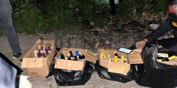 Tim Patroli Reaksi Cepat Maung Galunggung Polisi Sita Puluhan Botol Miras