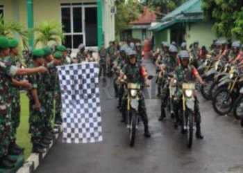Dandim 0736/ Batang Serahkan Motor Dinas Bantuan Kemenhan Kepada Para Babinsa