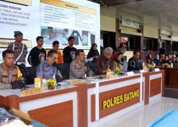 Kasus Pencabulan Santriwati Batang : ‘Dinikahi’ Tanpa Saksi dan Dilarang Ngadu Pada Orang Tua