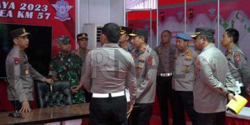 Kapolda Jabar Cek Jalur Di Rest Area KM 57 Tol Jakarta – Cikampek Jelang Lebaran 2023
