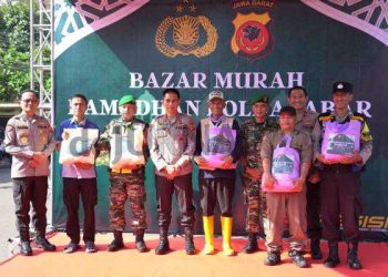 Ringankan Beban Masyarakat Jelang Idul  Fitri 1444 H, Polda Jabar Gelar Bazar Murah