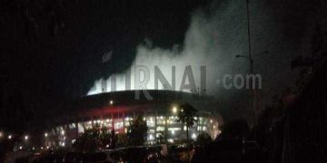 Kecewa Persib Kalah, Ribuan Suporter Lakukan Ini di Stadion GBLA