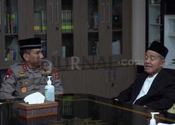 Silaturahmi Kapolda Jabar Dengan Ketua Umum Persis Provinsi Jawa Barat